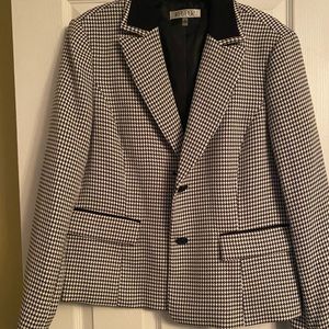 Women’s blazer